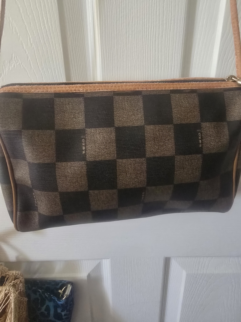 FENDI Vintage Checkered Crossbody Bag With Original Leather Strap - Picture 11 of 16
